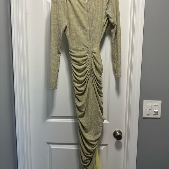 Miss Circle Gold Chiffon Glitter Dress - Picture 2 of 4